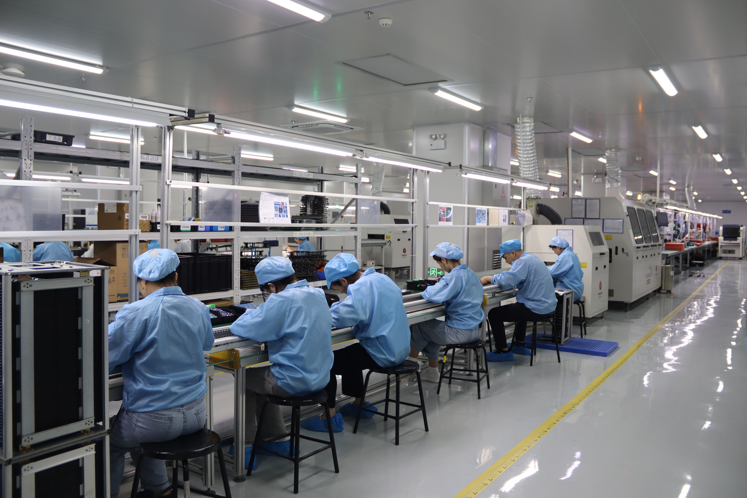 KeepBest company photograph: manual assembly reference